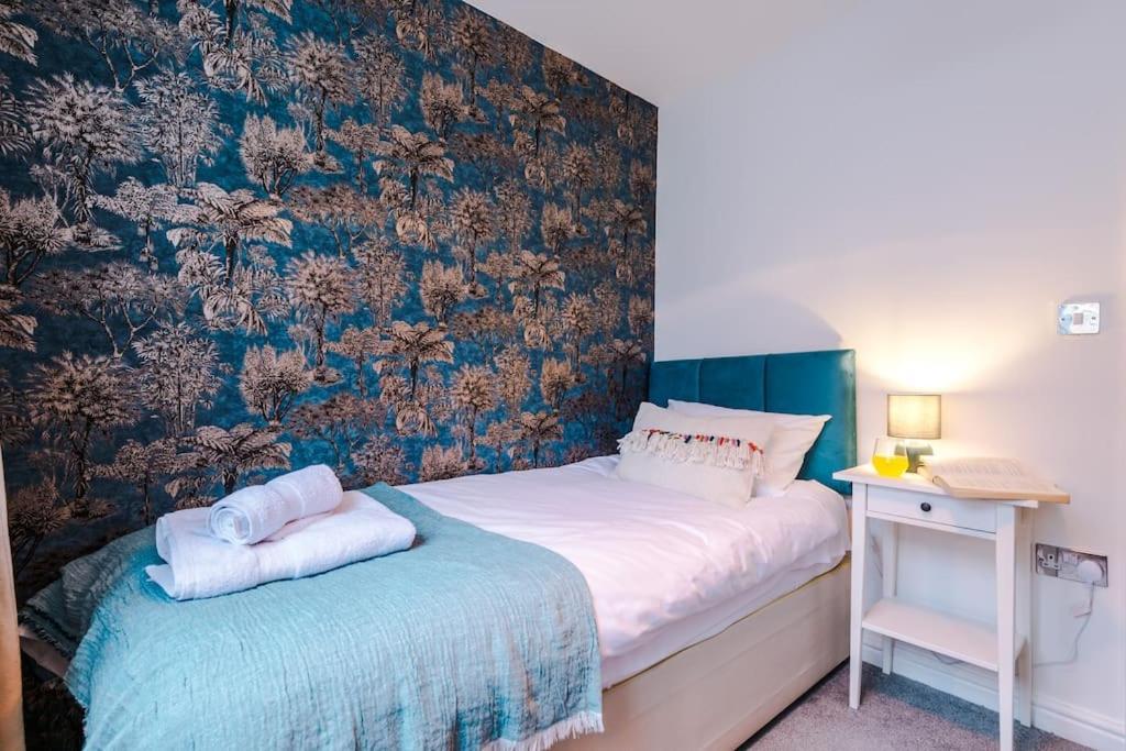 Luxury 3-bed House - Rothwell Gardens - 10mins From Leeds Centre Casa vacanze Rothwell (West Yorkshire)