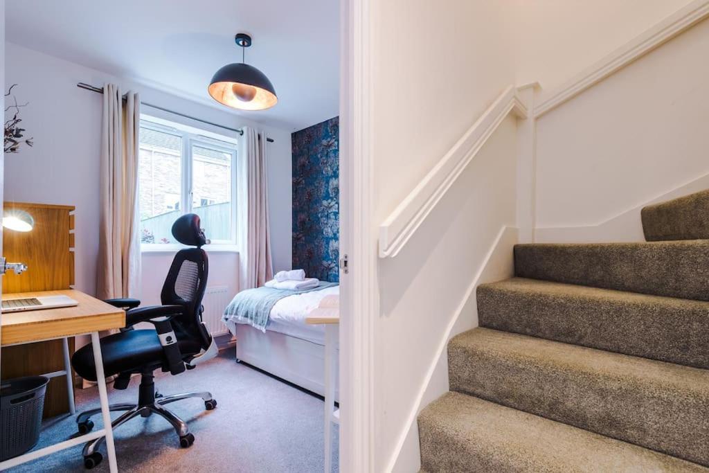 Casa vacanze Luxury 3-bed House - Rothwell Gardens - 10mins From Leeds Centre *
