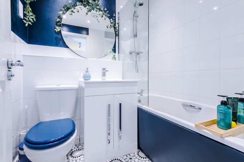 Luxury 3-bed House - Rothwell Gardens - 10mins From Leeds Centre Casa vacanze *